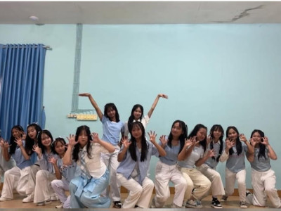 MODERN DANCE